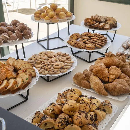 Rosamar Garden 4* מלון 4*