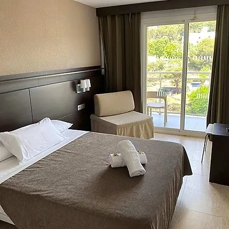 Hotel Rosamar Garden 4* 4*
